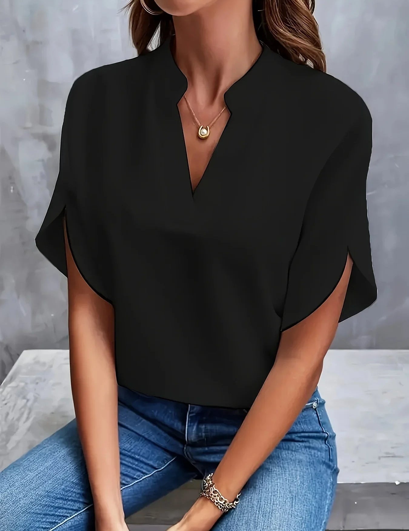 Long-Sleeve V-Neck Blouse for Women – Elegant Smart Blouse for Trousers 3