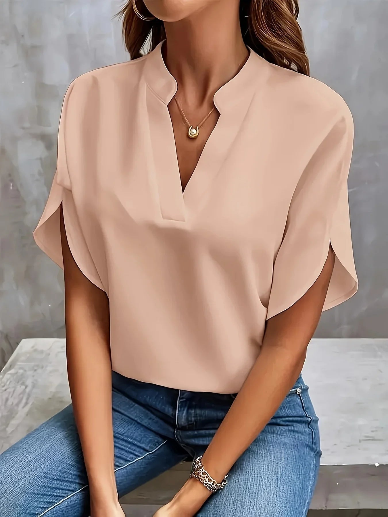 Long-Sleeve V-Neck Blouse for Women – Elegant Smart Blouse for Trousers 5