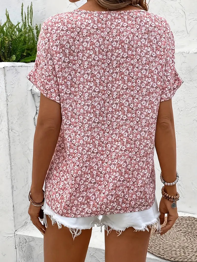 Floral Print Blouse for Women – Elegant Top for Warm Days 1