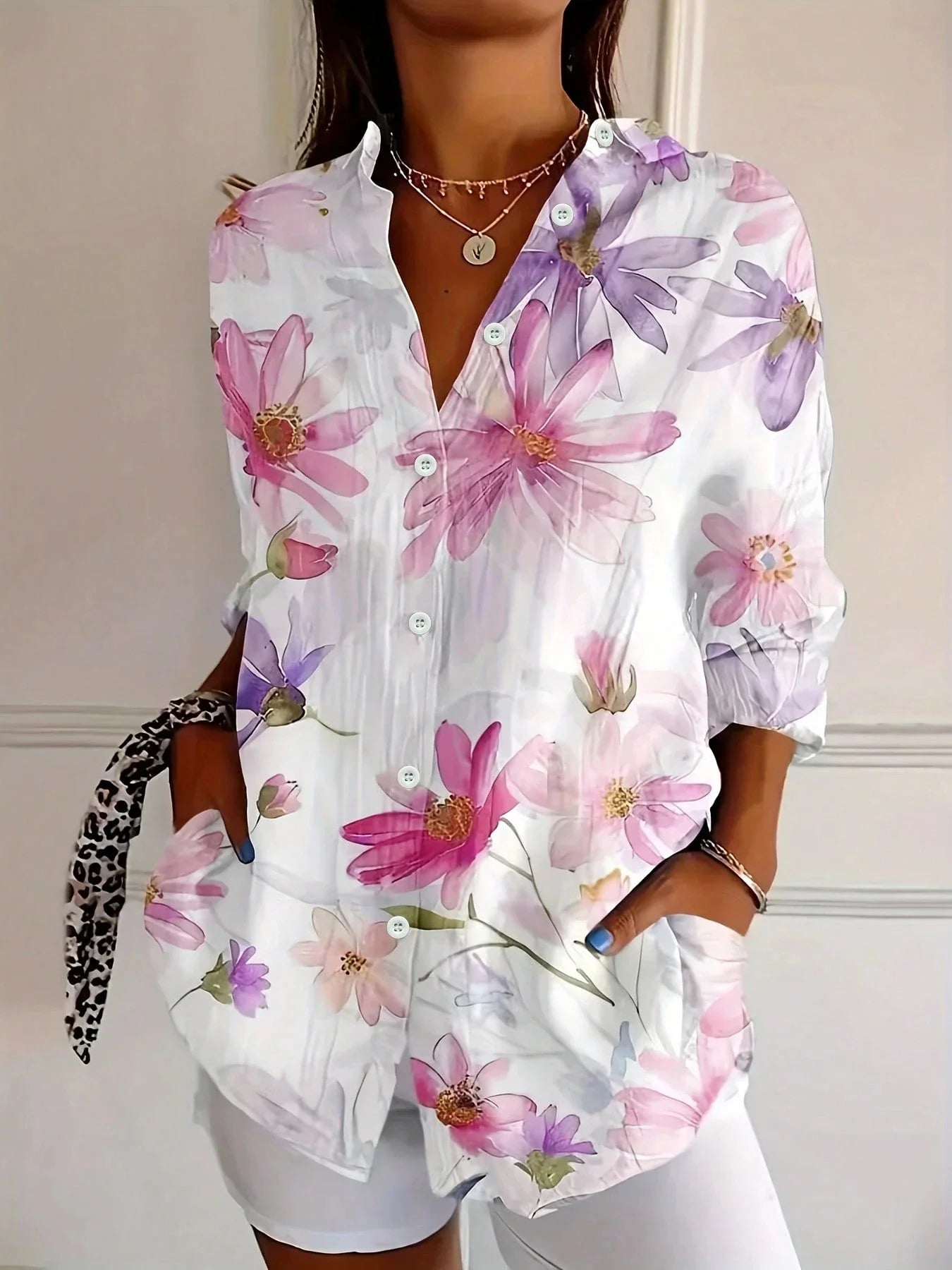 Colourful Printed Blouse for Women – Relaxed-Fit Top for Any Occasion 3