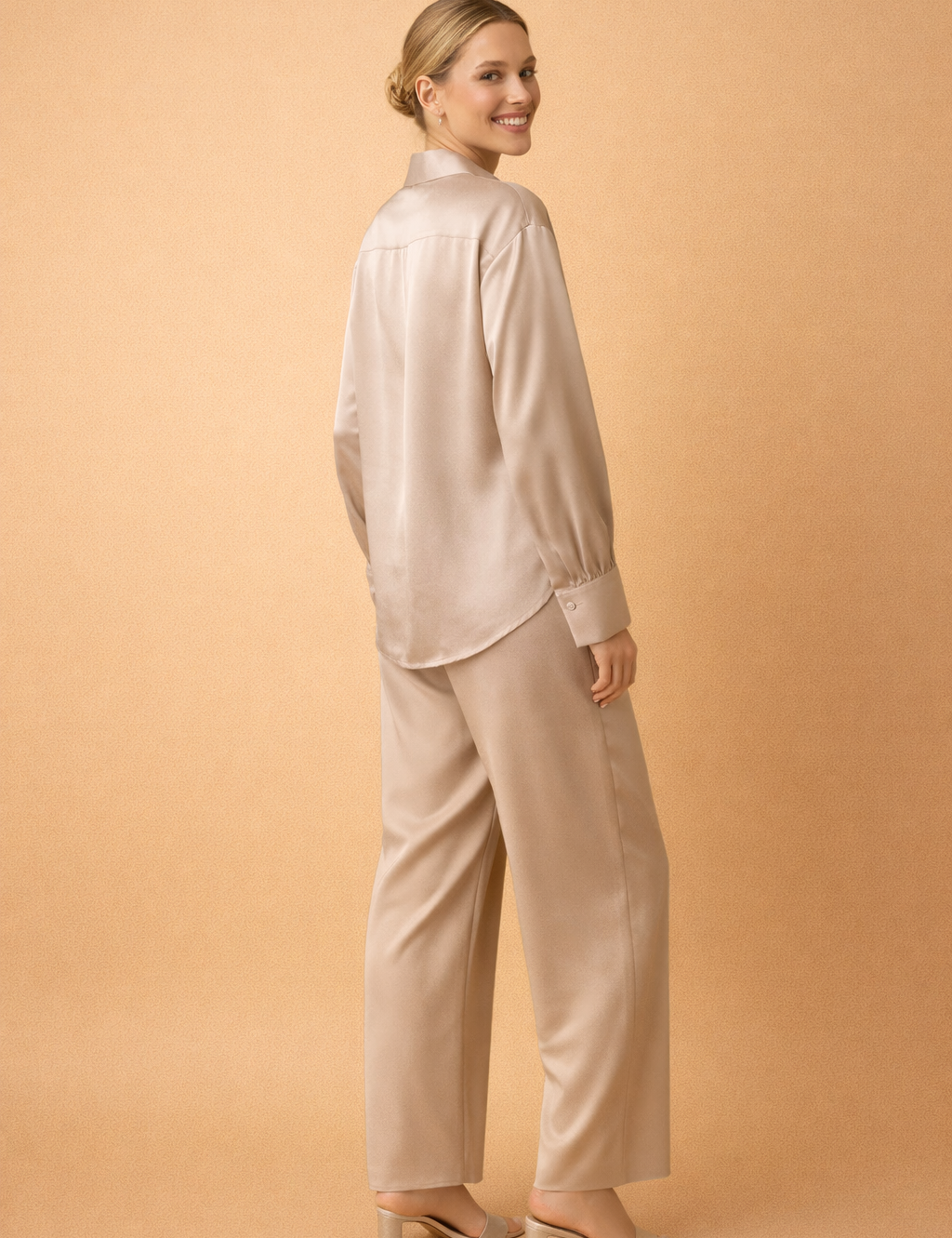 Loosesatinblouse6_a1e4734a-5090-4c7a-a268-e5ef82abb1fa.png