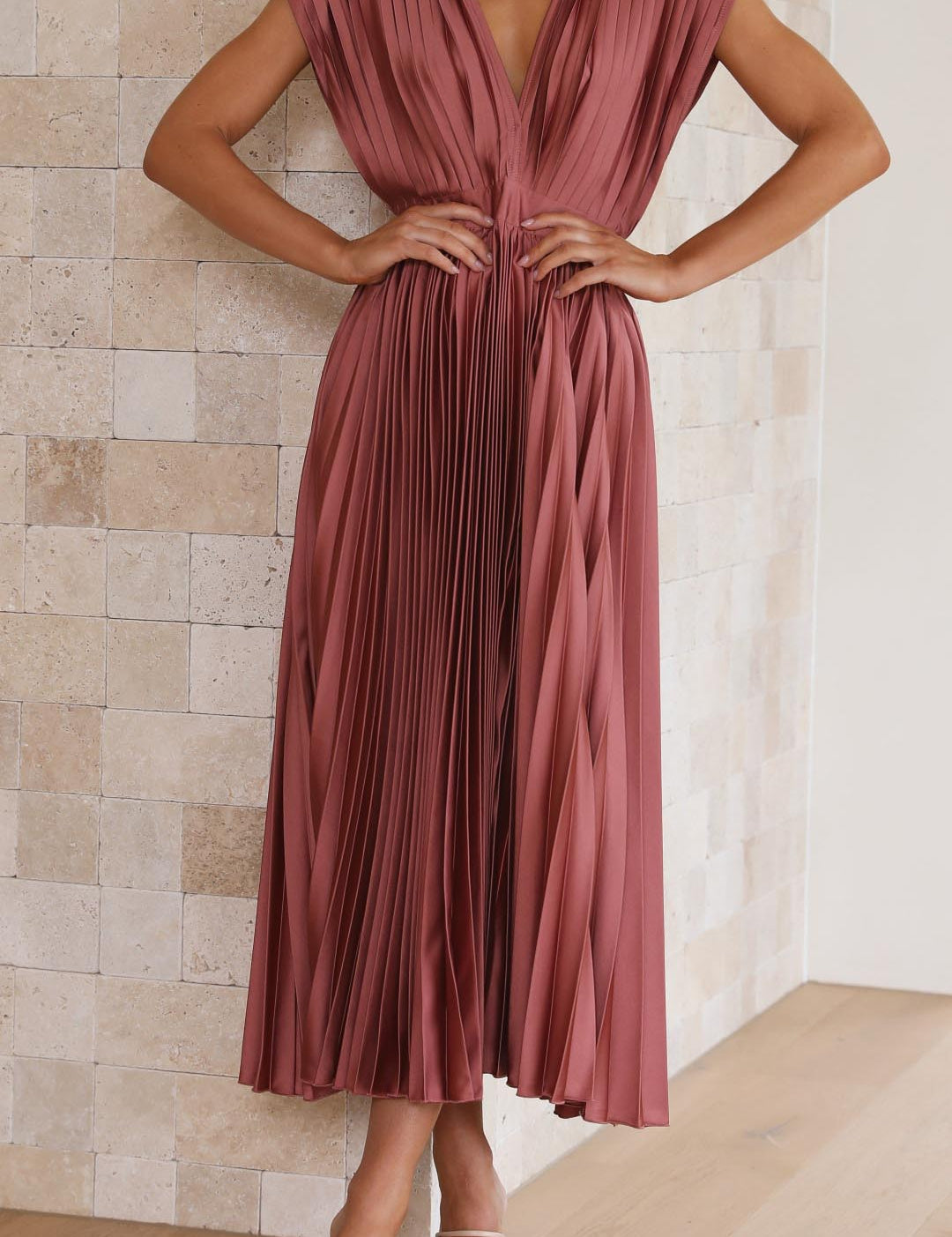 Pleated Maxi Dress for Women – Elegant Wedding Guest Summer Dress 1