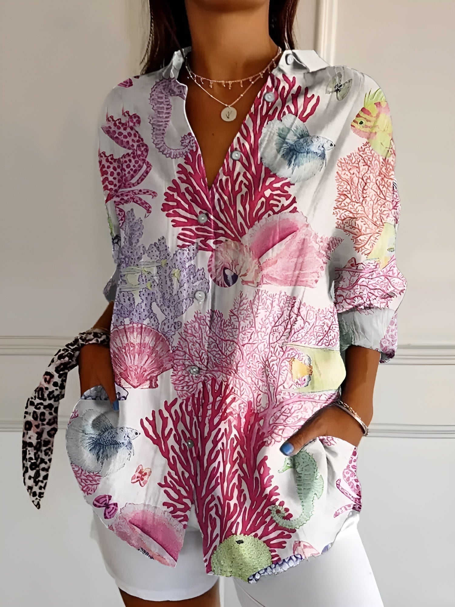 Chic Printed Blouse for Women – Elegant Style for Any Occasion 3