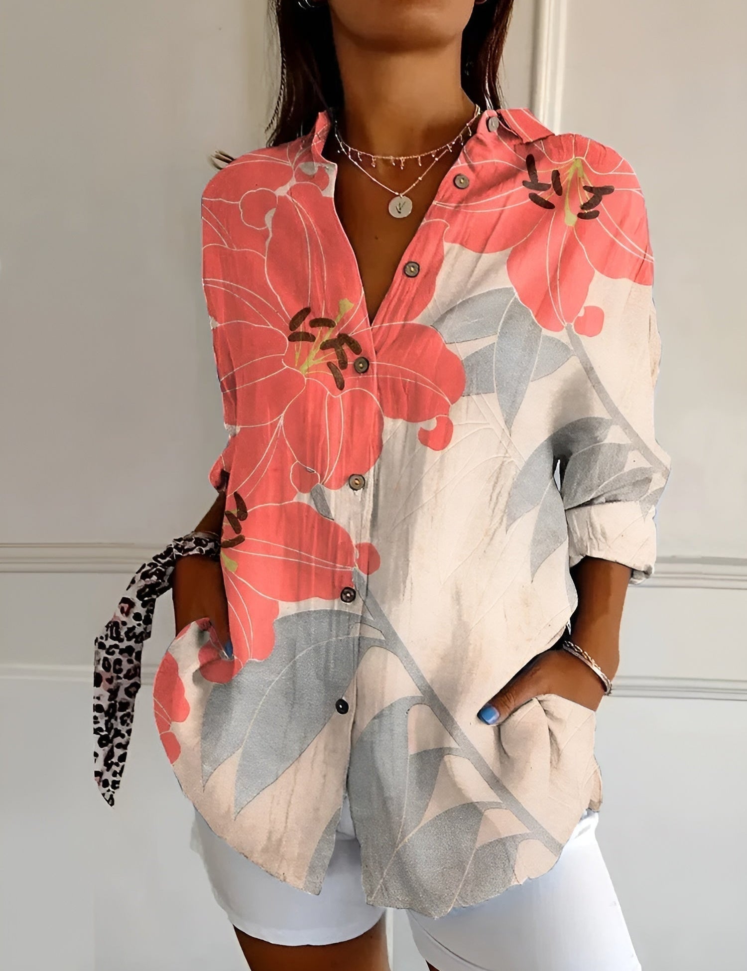 Chic Printed Blouse for Women – Elegant Style for Any Occasion 6