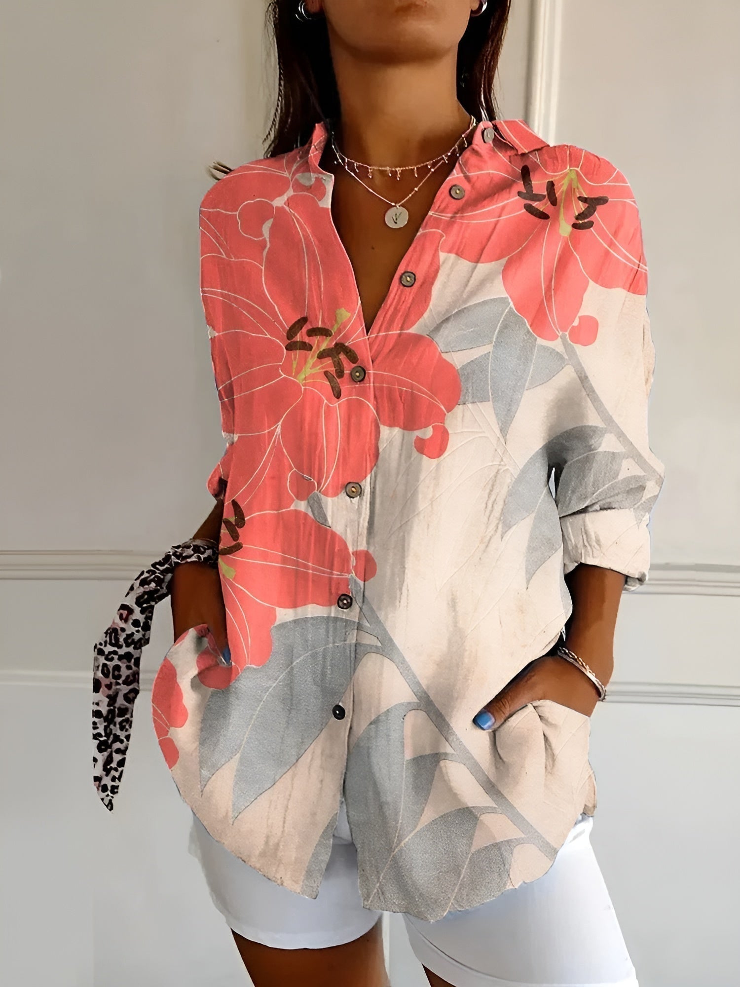 Chic Printed Blouse for Women – Elegant Style for Any Occasion 6