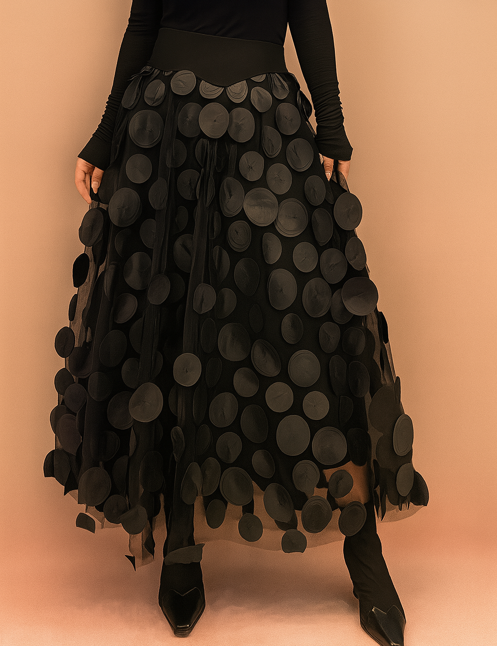laura-elegant-black-summer-skirt-with-dots._2b271145-98ea-4988-b06c-03452a0b20ee.png