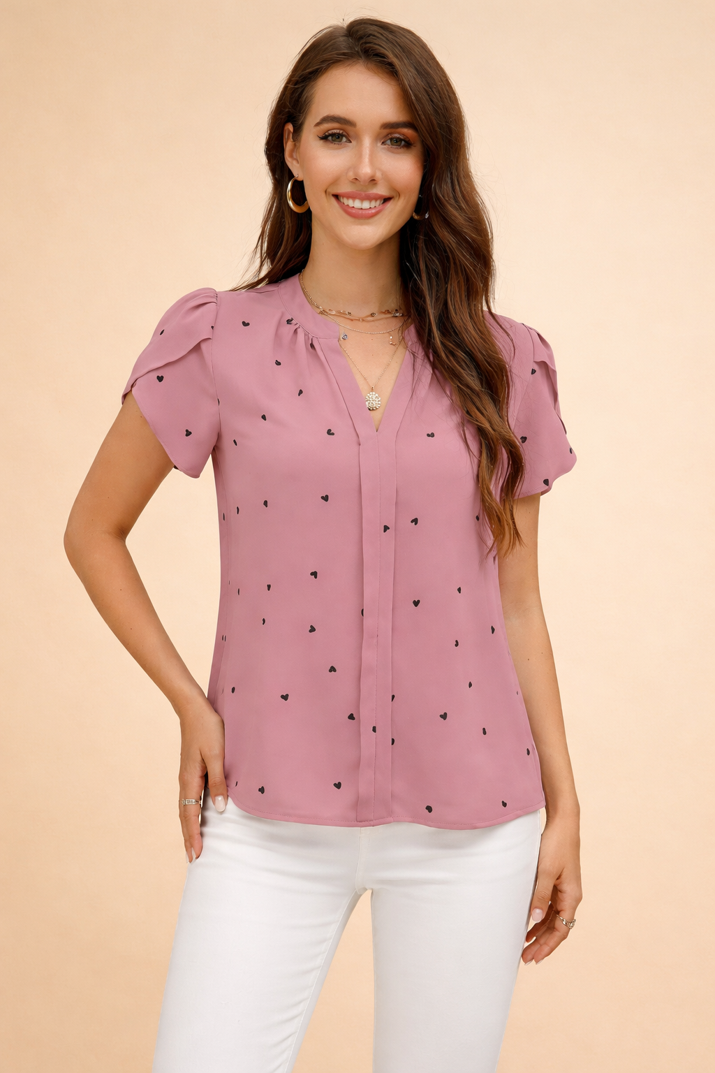 V-Neck Top for Women – Heart-Print Casual Blouse – Mila